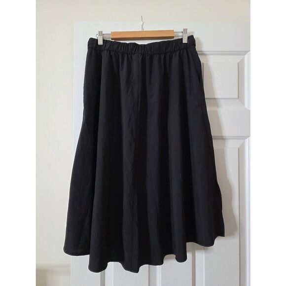 Lululemon Time to Flounce Skirt 10, Black - Picture 7 of 11